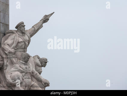 Statuen im westlichen Meer Damm auf der West sea Barrage, Süd-pyongan Provinz, Nampo, Nordkorea Stockfoto