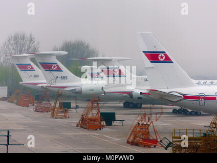 Air Koryo Flugzeuge auf dem Flughafen, Ryanggang Provinz, Samjiyon, Nordkorea Stockfoto