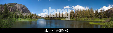 Twin Lakes, Mammoth Mountain Seen, Inyo National Forest, Kalifornien, USA Stockfoto