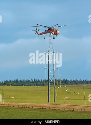 Erickson, Kran bei Drumuir Wind Farm in der Nähe von Keith in Moray. Stockfoto