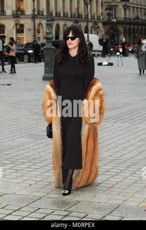 23. Januar, 2018 - Paris Eleonora Carisi posieren für die Fotografen bei der Paris Fashion Week 2018. Stockfoto