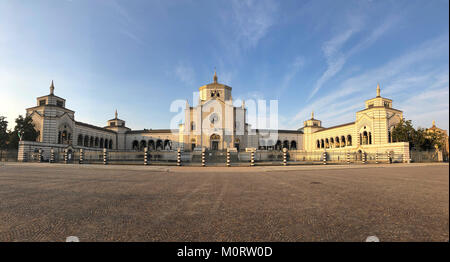 Monumentaler Friedhof, Mailand, Lombardei. Eingang zum Friedhof, Architektur. Famedio, ein Friedhof von hohem künstlerischen Wert für Skulpturen, Gräber, Stockfoto