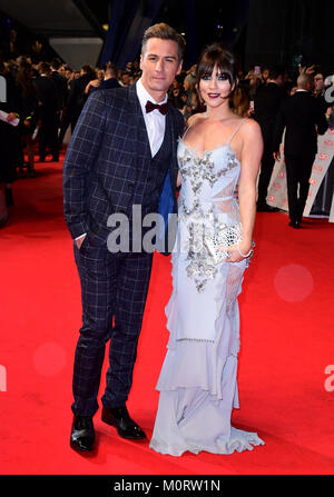 Matt Evers und Candice Braun die Teilnahme an der National Television Awards 2018 in der O2 Arena in London statt. PRESS ASSOCIATION Foto. Bild Datum: Dienstag, 23. Januar 2018. Siehe PA Geschichte SHOWBIZ NTAs. Foto: Ian West/PA-Kabel Stockfoto