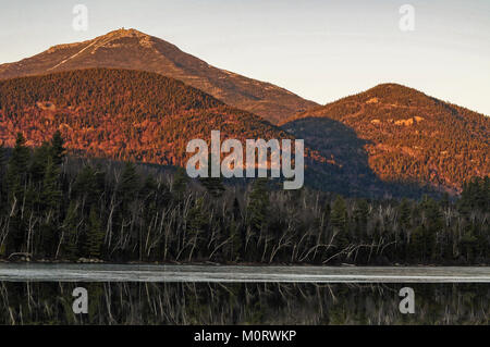 Whiteface Mt von Connery Teich, Adirondack Forest Preserve, New York Stockfoto