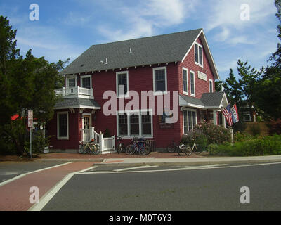 Der Cape May Point General Store ist ein historisches Gebäude in Cape May Point, New Jersey. Es dient als lokales Wahrzeichen und bietet sowohl Einwohnern als auch Besuchern eine Reihe von Waren und Dienstleistungen. Stockfoto