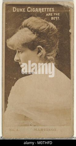 Diese Karte aus der Serie „Schauspieler und Schauspielerinnen“ zeigt Sadie Martinot, eine bemerkenswerte Darstellerin ihrer Zeit. Die Serie wurde von Duke Sons & Co. Herausgegeben, um Duke Zigaretten zu fördern und enthält Porträts berühmter Schauspieler und Schauspielerinnen. Stockfoto