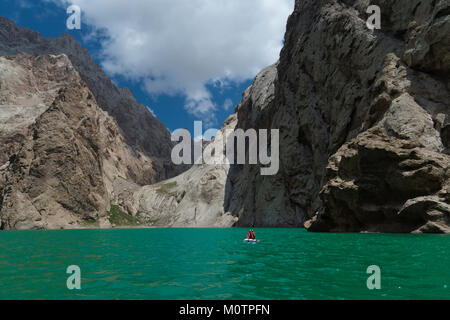 Höhe köl-suu See, See, Tal, Kurumduk Naryn Provinz, Kirgisistan, Zentralasien Stockfoto