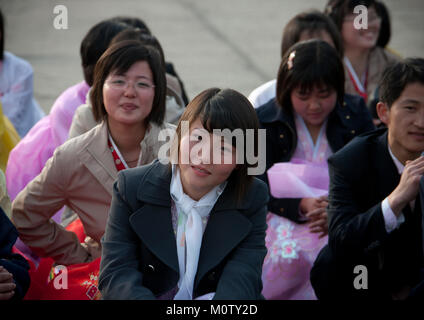 Nordkoreanische Studenten in der Stadt, Provinz Pyongan, Pyongyang, Nordkorea Stockfoto