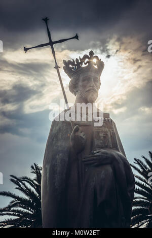 Denkmal von Stephen Tvrtko Kotromanic, erster König von Bosna in Herceg Novi Stadt an der Adria Küste in Montenegro Stockfoto