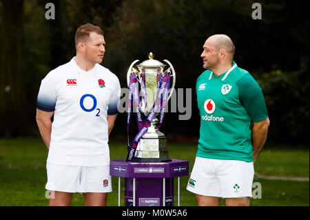 England's Captain Dylan Hartley (links) und Irland Kapitän Rory am Besten während der Natwest 6 Nationen starten im Syon Park Hilton, London. PRESS ASSOCIATION Foto. Bild Datum: Mittwoch, 24. Januar 2018. Siehe PA Geschichte RUGBYU 6 Nationen. Photo Credit: John Walton/PA-Kabel. Stockfoto