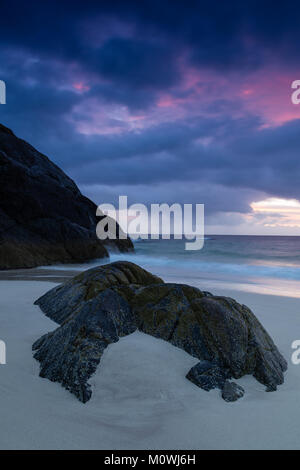 Sonnenuntergang in Achmelvich Stockfoto