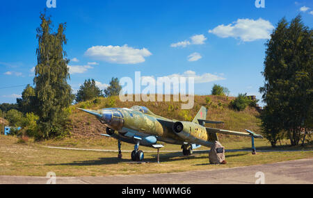 FINOWFURT, Deutschland - 22. AUGUST 2015: Jakowlew Jak-28 R, taktischer Aufklärer Version von Yak-28 ICH, sowjetischen Kampfflugzeugen. Luftfahrtmuseum Finowfurt Stockfoto