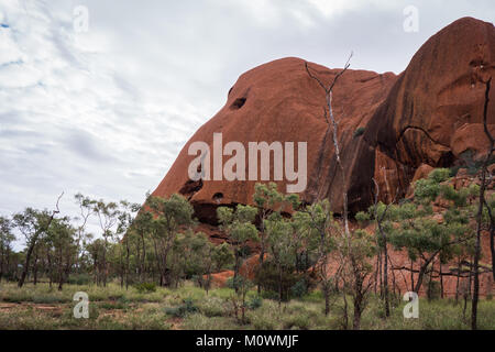 Uluru (Ayers Rock) closeup im Kata Tjuta National Park, Northern Territory Stockfoto