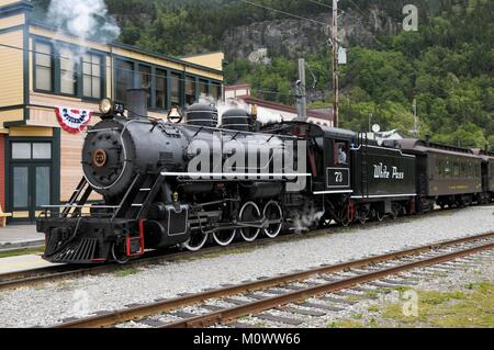 USA, Alaska, Skagway, White Pass & Yukon Route, Zug von Carcross (Yukon) nach Skagway (Alaska) über White Pass Pass, Zug Ankunft in Skagway, 1947 Baldwin Lokomotive Stockfoto