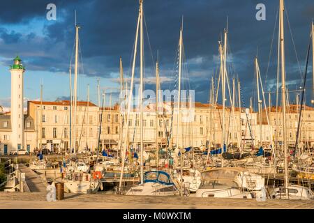 Frankreich, Charente Maritime, La Rochelle, floating Becken des alten Hafens Stockfoto