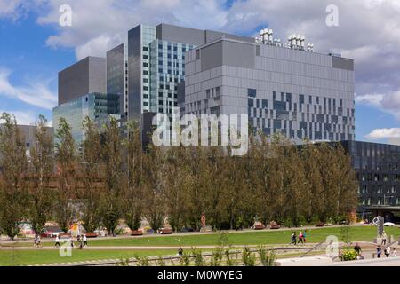 Kanada, in der Provinz Quebec, Montreal, Old Montreal, Champ de Mars, Neue Universität Montreal (CHUM) Stockfoto