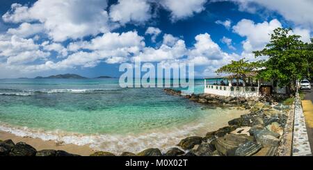 British Virgin Islands, Tortola, Apple Bay, die Waterfront und Sugar Mill Hotel Restaurant Stockfoto