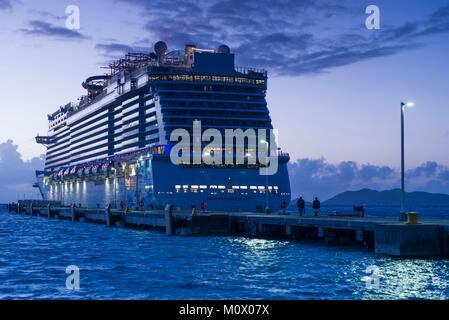 British Virgin Islands, Tortola, Road Town, Kreuzfahrtschiffe, Cruiseship, Dawn Stockfoto