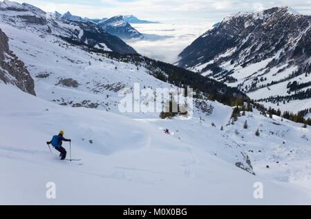 Schweiz, Uri, Riemenstalden, Skitouren rund um lidernen Hütte über dem Vierwaldstättersee Stockfoto