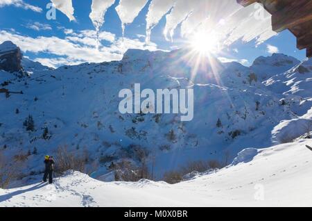 Schweiz, Uri, Riemenstalden, Skitouren rund um lidernen Hütte über dem Vierwaldstättersee Stockfoto