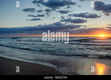 Sonnenaufgang am Delray Beach, Florida. Stockfoto