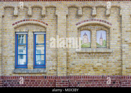 Frankreich, Nord, Bergues, Vauban befestigte Stadt, vorderhaus am Marché Aux bestiaux Square Stockfoto