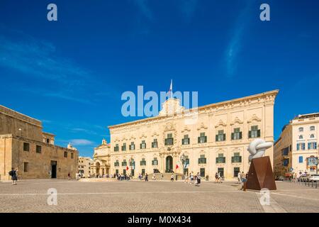 Malta, Valletta, als Weltkulturerbe von der UNESCO, Hostel von Kastilien von Andrea Belli 1744 konzipiert, jetzt Heimat für das Amt des Ministerpräsidenten Stockfoto