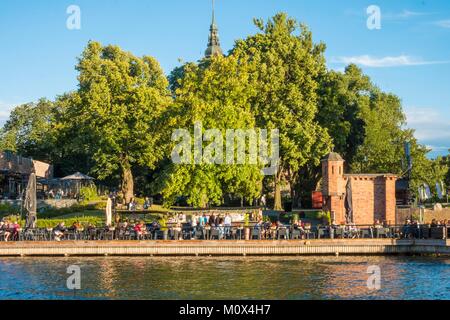 Schweden, Stockholm Ostermalm Bezirk, strandvagen Wharf, Strandbyggan schwimmenden Restaurant Stockfoto
