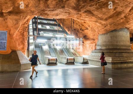 Schweden, Stockholm, radhuset Metro Station eröffnet in 1975, Fahrtreppen Stockfoto