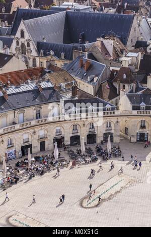 Frankreich, Côte d'Or, Dijon, Liberation Square gesehen vom Turm Philippe Le Bon der Palast der Herzöge von Burgund Stockfoto