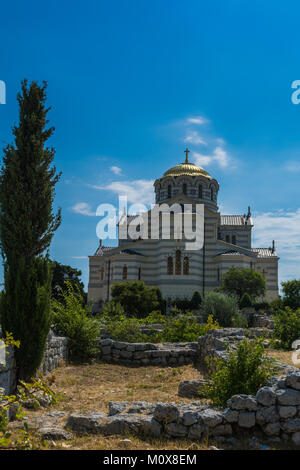 Der hl. Wladimir Kathedrale ist ein Neobyzantinischen russisch-orthodoxen Kathedrale auf der Seite des Chersonesos Taurica. Es erinnert an den vermuteten Ort der S Stockfoto