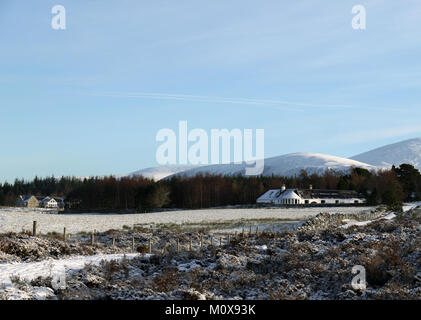 Die badenoch Weg, ein Wanderweg von Aviemore auf Insh Sümpfe in den Highlands von Schottland, Inverness-shire. Eine abwechslungsreiche Wanderung, die als einfach. Stockfoto