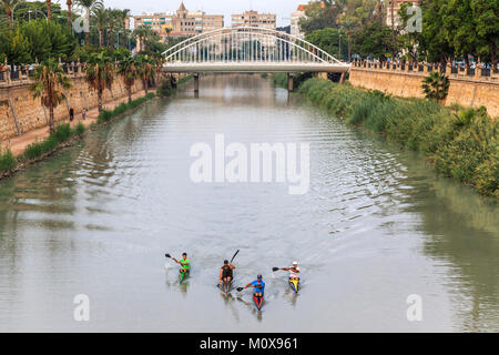 Allgemeine Blick auf die Stadt und Fluss Segura, historisches Zentrum, Murcia, Spanien. Stockfoto