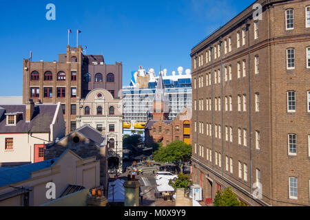 Ehemalige australische Steamship Navigation Unternehmen und Royal Caribbean Ovation der Meere Cruise Ship, The Rocks, Sydney, Australien. Stockfoto