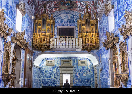 Pipe Organ der Misericordia Kirche im historischen Zentrum von Viana do Castelo in Nordportugal Region von Portugal Stockfoto