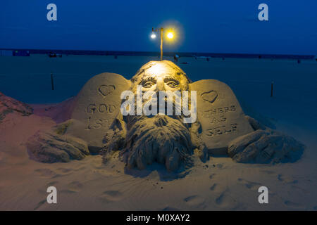 Biblische Sand Skulptur in der Nähe der Strandpromenade in Ocean City, Maryland, Vereinigte Staaten. Stockfoto