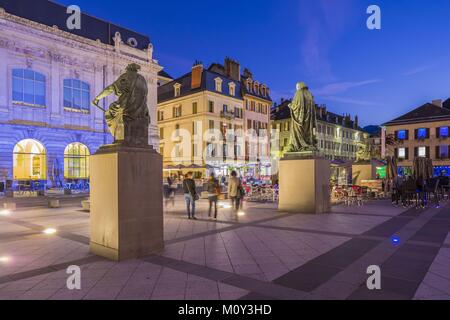 Frankreich, Savoyen, Chambery, der Altstadt, des Palais de Justice, Statuen Charles-Alphonse Gumery's von denen, die von Antoine Favre im Zentrum und das Museum der Schönen Künste, Kunst Galerie Stockfoto