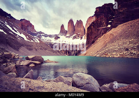 Torres del Paine Nationalpark, Farbe getonte Bild, Patagonien, Chile. Stockfoto