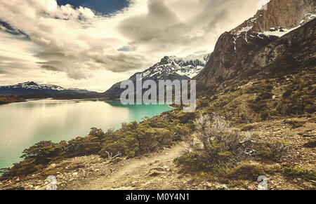 Torres del Paine Nationalpark, Farbe getonte Bild, Patagonien, Chile. Stockfoto