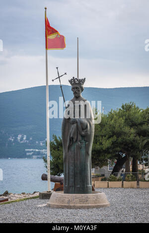 Denkmal von Stephen Tvrtko Kotromanic, erster König von Bosna in Herceg Novi Stadt an der Adria Küste in Montenegro Stockfoto