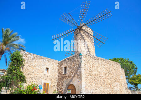 Windmühle in Sineu, Mallorca, Spanien Stockfoto