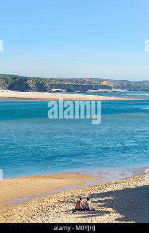 Strand im Naturpark Südwest-Alentejo und Costa Vicentina, auf der Alentejo Küste in der Nähe von Vila Nova de Milfontes Stockfoto