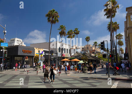 An der Kreuzung von Santa Monica Boulevard und 3rd Street Promenade, Santa Monica, California, United States Stockfoto