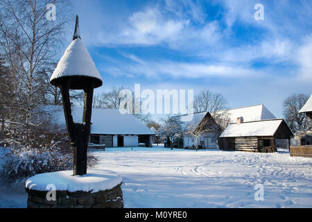 Zdar nad Sazavou, TSCHECHISCHE REPUBLIK - Dec 18, 2015: traditionellen bäuerlichen Architektur in Open-air Museum in Prerov nad Labem, Mittelböhmische Region. Dies ist die o Stockfoto