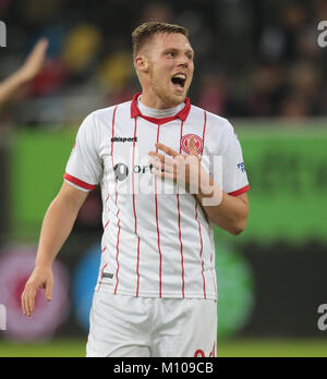 Düsseldorf, 24. Januar 2018, 2.Liga Spieltag 19, Fortuna Duesseldorf v Erzgebirge Aue: Rouven Hennings (Düsseldorf) reagiert. Credit: Jürgen Schwarz/Alamy leben Nachrichten Stockfoto