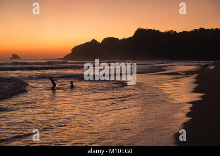 Strand Sonnenuntergang, Zipolite und Mazunte Stockfoto