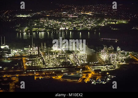 Luftaufnahme, Degussa in der Nacht Wesseling, Wesseling, Rheinland, Köln, Nordrhein-Westfalen, Deutschland, Europa, Vögel-Augen-blick, Luftaufnahme, Antenne Stockfoto