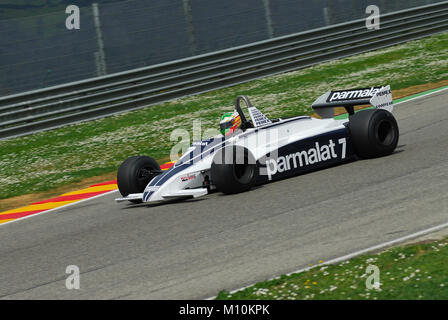 Mugello am 1. April 2007: Unbekannte laufen auf klassische F1-Wagen 1980 Brabham BT 49 auf Mugello in Italien in Mugello Historic Festival. Stockfoto