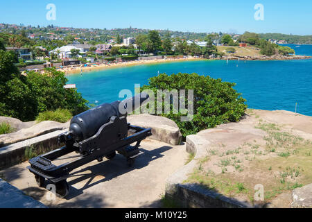 Alte historische Geschützstellungen entlang South Head Heritage Trail, Watsons Bay, Sydney, Australien. Stockfoto