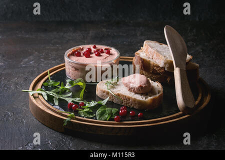 Leber Paste mit Brot Stockfoto